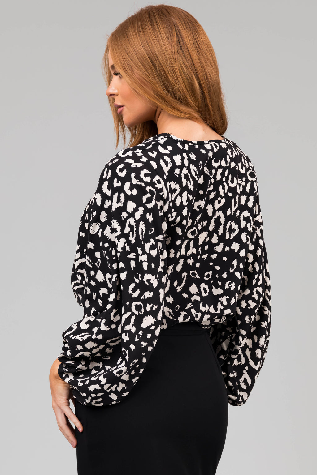 Women's Black Leopard Print V Neck 3/4 Sleeve Blouse